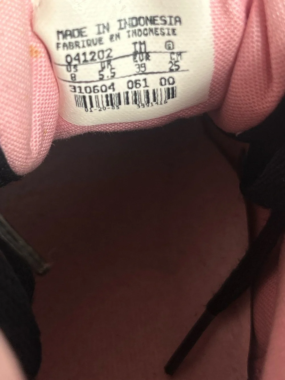 Nike Sweet Lew Canvas Mid High-Top Black with Pink Trim Sneakers Size 9